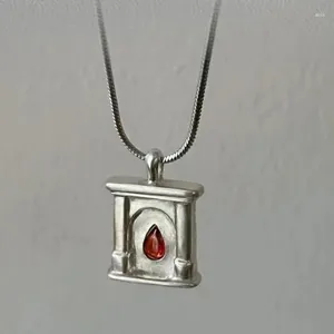 Colares Pingente Quente e Brilhante Lareira Forma de Gota de Água Red Zircon Colar na Moda Europeia Americana Inverno Um Presentes