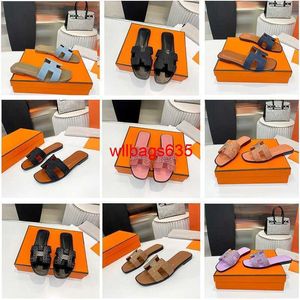 Leather Sandals Oran Women's Slippers New Fashion Slippers Water Diamond Open Toe Slippers Denim Flat Bottom Slippers for Women have logo K1ON