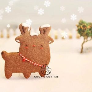 Baking Moulds Christmas Elk Pattern Cookie Cutter Cartoon Animal Shape Biscuit Stamp 3D Home DIY Xmas Kitchen Cake Pressed Mold Tools