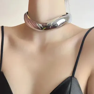 Girocollo Impermeabile Irregolare Esagerato Accessori per gioielli in metallo grande Collana con polsino aperto a catena intrecciata da donna