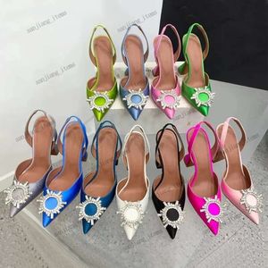 2024 Amina Muaddi Kleid Schuhe Sandalen Satin spitze Zehen Slingbacks Bowtie Pumps Kristall Sonnenblume hochhackige Lady Damen Luxus Designer Party Hochzeit Schuhe