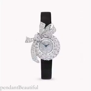 نساء الكوارتز مشاهدة Tildas القوس الكامل الماس الفراشة Bowknot Wristwatch Round Zircon Dial Clock للسيدات