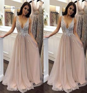 2019 Aline Vneck Evening Dress Tulle ärmlösa applikationer och pärlor skräddarsydda s flickor tillfälle klänning8129261