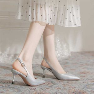 Nuovi sandali con aria posteriore per sandali estivi da donna con tacco sottile in pelle verniciata a punta con tacchi alti 240228