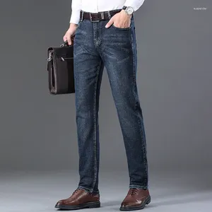 メンズジーンズの到着ol仕事デニムメンエラスティックビジネスストレートパンツレギュラーフィットオールシーズンブランド高品質のズボン