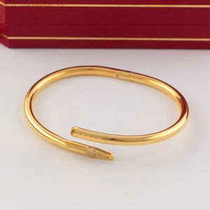 Pulseira de unhas clássica ouro charme bangle mulher homem moda jóias designer CZ diamante aço inoxidável 18K banhado a ouro unissex dia dos namorados unhas pulseiras jewlery