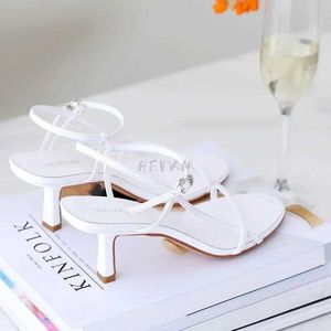 Dress Shoes 2024 Summer Low Sandals Womens Leather Set Beige High Heels Black Comfortable New Thin Girl Fas H240527 FVEP