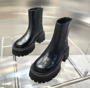 Botlar 2024 Marka Tasarım Ayak Bileği Botları Kadınlar için Siyah Deri Platform Üzerinde Kaymalar Botlar Kadın Tıknaz Topuk Kadın Chelsea Bot Kış Ayakkabıları