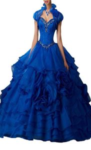 Sukienki Quinceanera Seksowne serce Ogan Yarn Tail Lotos Lotus Edge Pompon Pompon z pancerzem ciężkim ręcznie robionym tylnym zespołem B2821548