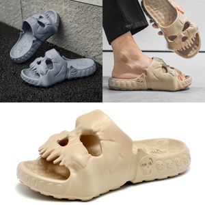 POPPOLIK POPULÄR POSICAL POSITIV EVA SKOR Skull Fötter Tjock Sole Sandals Summer Beach Men's Shoes Breattable Slippers Gai 40-45