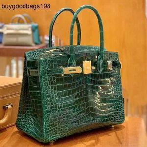 Bolsas de designer bolsas femininas todas costuradas à mão bk30 alta luz baía pele de crocodilo luxo invertido v bloqueio bolsa grande capacidade