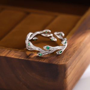 Neuer modischer offener Ring mit grünem Diamantzweig – japanischer und koreanischer Stil