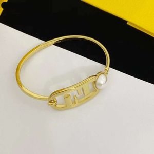 Letter High End Light Fashion Metal Texture with Pearl Brass Material F Style Bracelet