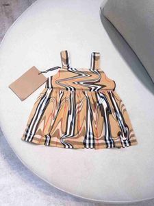 Helt nyfödd jumpsuits sommar spädbarn bodysuit storlek 52-90 cm randdesign småbarn kläder sommar kamisol klänning 24mar