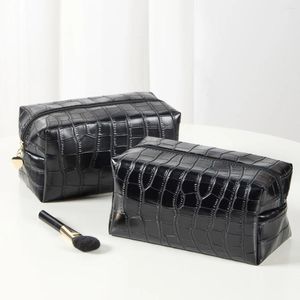 Cosmetic Bags 1PCS Large Black PU Leather Crocodile Print Makrup Bag Travel Makeup Brush Lipstick Case Students