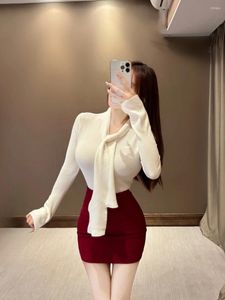 Kvinnors T-skjortor Womengaga Sexiga tees White V-ringen Lace Up Long Sleeved Top Korean Ol Slim Elegance Sticked Bottom T-shirt Fashion Sweet 5p52