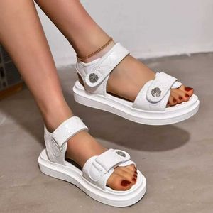 Sandals Women Platform Modern Summer Beach Flats hook look look look for justical roman style style shipers shoes84hi h240321