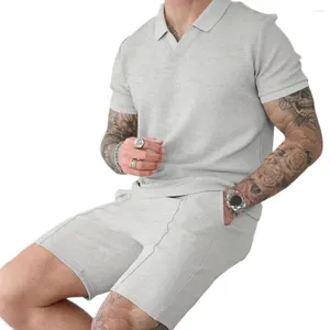 Erkeklerin Trailtsits Sıradan gevşek uyum erkekler takım elbise rahat sportif set yaz kıyafeti v yaka tişört geniş bacak şort