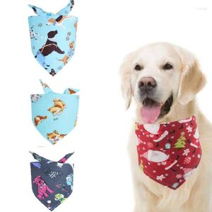 Köpek kıyafetleri 2000pcs/lot Pet yavrusu kedi bandanas eşarp kravat mendil karışım desenleri 2 Boyutlar ch36