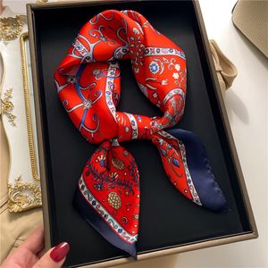 24 Style Luxury Spring Summer Silk Scarves Fashion Designer Women's Birthday Party Gift Scarves High Sense Fabric Pannband Tryckt bokstavsjal