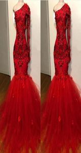 2021 Red Mermaid Evening Dresses Floral Lace Appliques One Shoulder Long SLeeve Arabic 3D Flowers Tulle Sweep Train Prom Party Gow1476420