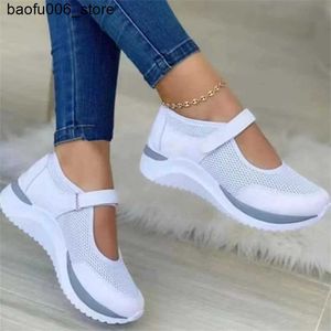 Casual Shoes Womens Sports Shoes Fashion Womens Vulcanized High Quality Flat Shoes Womens Walking Platform Plus Size 43 Zapatillas Unprinted Good Product Q240320