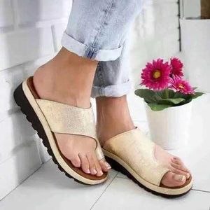 Terlik Kadın Yaz Sandalet Rahat Platform Düz Ayakkabılar Sole Ladies Sıradan Yumuşak Ayak Ayak Sandal Ortopedik Bunion Düzeltici H24032501