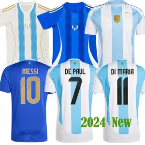 Nova camisa de futebol argentina 3 estrelas comemorativa torcedores versão jogador MESSIS DYBALA DI MARIA MARTINEZ DE PAUL MARADONA 2024 Copa América Camisetas