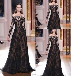2020 NYA av axelkvällsklänningar Aline Sheer Black Lace Applique Long Sleeves Evening Dress Vestido de Festa WLF53648305