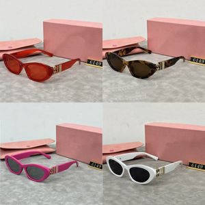 Modne Mui Mui Women Designer Okulary przeciwsłoneczne Cat Eye Małe ramy litery okulary słoneczne dla mężczyzny Vintage Okulasy Mężczyźni Polaryzowana ochrona UV GA0124 B4