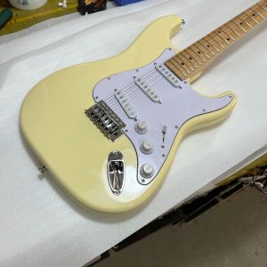 Gitar Elektro Gitar, Butik ST Highquality Gitar, Beyaz Vücut, 6string Akçaağaç Klavye, 3 Ayar düğmesi, Gümüş Aksesuarlar,