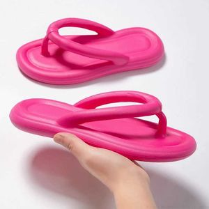 スリッパNew 2023 Summer Eva Pool Flip Flops Men Clip Toe Soft Bottom for Women Platform Non-Slip Beach Slides Sandals01D93R H240322