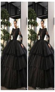 Elegante abito da ballo sorprendente Abiti Quinceanera neri Applicazioni di pizzo Tulle a strati Abiti da festa per occasioni speciali Abiti lunghi formali 2419322