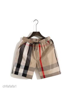 Tasarımcı Mens Shorts Plaj Pantolon Avrupa ve Amerikan Marka Trendi Klasik Basit Damalı Gevşek Büyük Boy M-4XL Kadınlar Aynı Stil C032