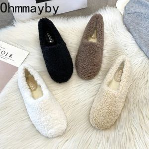 Flats Winter Women Fur Loafer Flats Sapatos Moda Moda rasa de ladras Flats Flats Conforto feminino Sapatos de quarto quente