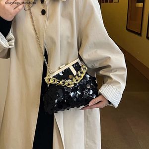 Fabrika marka tasarımcısı% 50 indirim satıyor kadın çanta çevrimiçi yüksek son lüks pullu zincir çantası kadınlar yeni versiyon moda ve şık omuz yemeği