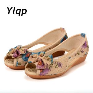 Sandálias 2022 verão New Women Sandals Floral Print Peep Toe Woman Flors Flor Slip em sapatos planos abertos de dedos femininos Zapatos Mujer