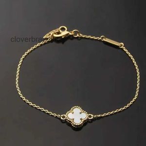 Van Clover Jewelry Bracelet Cleef 2024 Fashion Brand Womens Mini Single Flower Mother Shell High Quality 316L Titanium