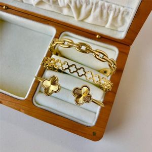 Adjustable opening bracelet stainless steel gold hollow out bracelet clover flower bracelet with box gift accessories