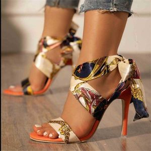 Nova sandália de verão feminina rendas até sapatos bandagem impressa sandálias de salto alto das mulheres 240228