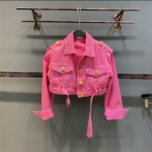 Grandi ragazze rosa rossa giacca di jeans vecchi bambini bavero fibbia in metallo corto cowboy outwear 2024 primavera adolescenti abbigliamento casual Z7246