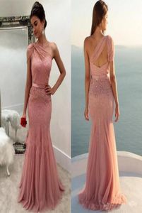 2019 Neues Design Dusty Rose Abendkleider Abendgarderobe One Shoulder Perlen Meerjungfrau Lange Arabische Abschlussball-Party-Kleider für besondere Anlässe C4285567