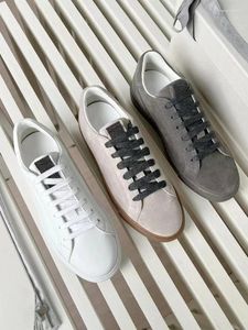 Casual Shoes Spring 2024 B C Kvinnors sneakers Pärlkedja Flat Summer Vulcanized for Woman 35-42 Storlek Hög kvalitet