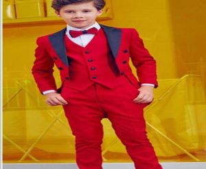 Rosso Ragazzo Frac da sposa Smoking da occasione formale Picco risvolto Smoking da matrimonio per bambini Vestito da bambino Abiti da festa Giacca con pantaloni Cravatta 8026434