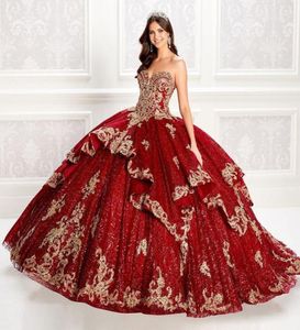 Sparkly Red Beaded Ball Gown Quinceanera Dresses Sequined Sweetheart Neck Lace Appliqued Prom Gowns Sweep Train Tulle Tiered Sweet2399186