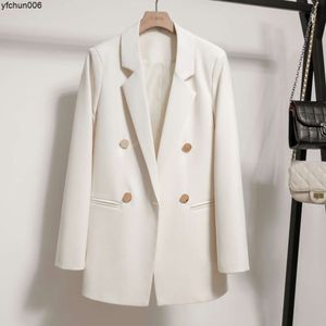 Autumn New Suit Coat Womens Metal Buckle British Style Casual and Versatile Milky White Aging Small Fashion {category}