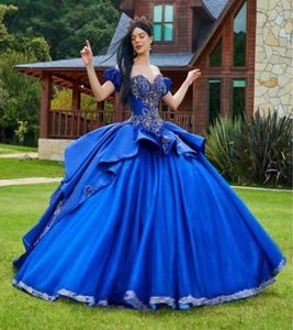 Luxury Glitter Plus Size Ball Gown QuinCeanera Dresses Off Shouder Axless Custom Made Appliqued Lace Pärled Princess Formal PAG1256851