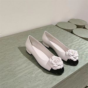 Ballerinas, flache Designer-Damenschuhe, Blumenmuster, echtes Leder, dicke Absätze, Bootsschuhe, Hochzeitsschuhe, Partys und Bankette, elegante Schuhe, Slipper, Schaffellleder, Chan