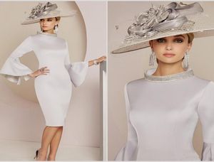 2020 Modern Silver Mother of The Bride Dresses Crystal Beaded High Neck Long Sleeve Plus Size Wedding Guest Dress Dubai Evening Go7040552