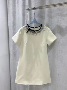 2024 Spring White O Neck Crystal krótkie rękawy Kobiet Dyspign Designer Wysokiej klasy damska sukienka pasa startowa Vestidos de Festa 3207